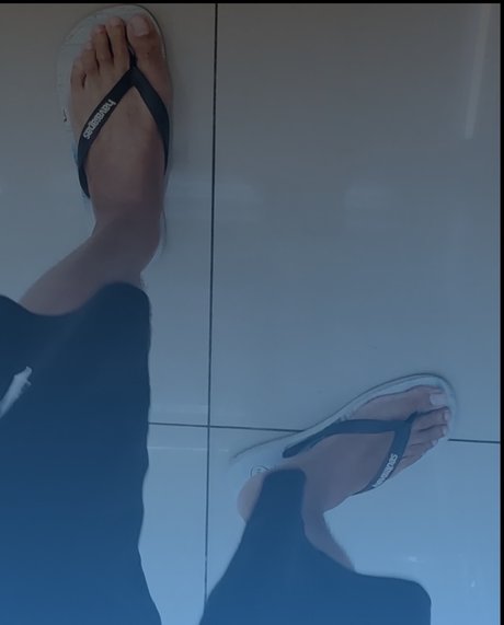 _A MeatSluggga star nudes image