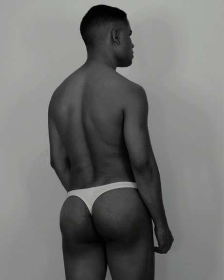 Henfyt model porn picture