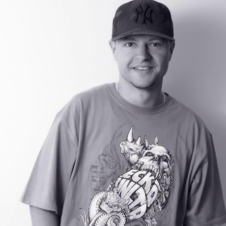 DMXRRNUE pretty actress pictures