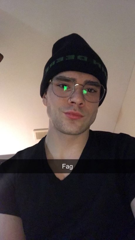 Spennyboi pretty pornstar image