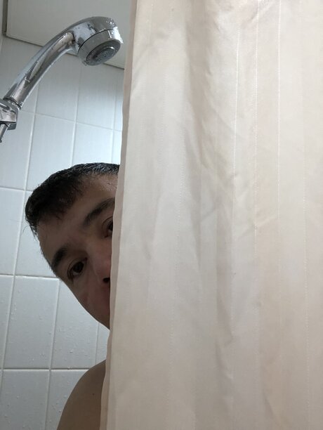 Fly Wills naked pornstar photo