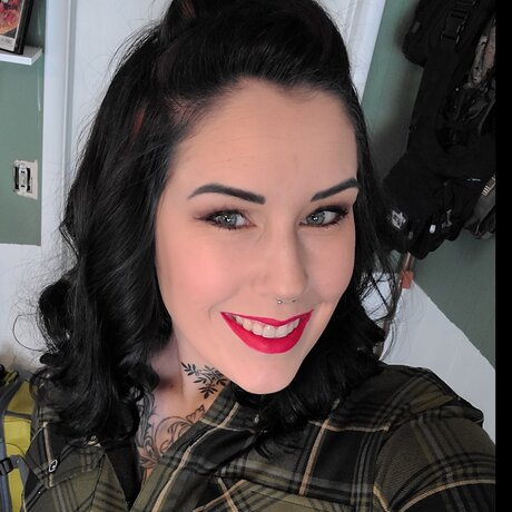 _Tactical Temptress_ hd actress gallery