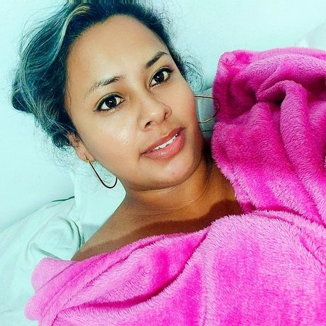 Marl n castilllo model nude picture