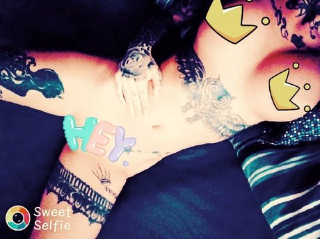 HotQueen pornstar best picture