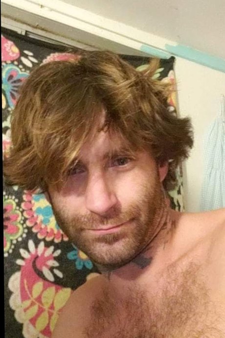 Beauty s Beast porn star pic