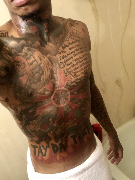 TayBoogie hot actress photos