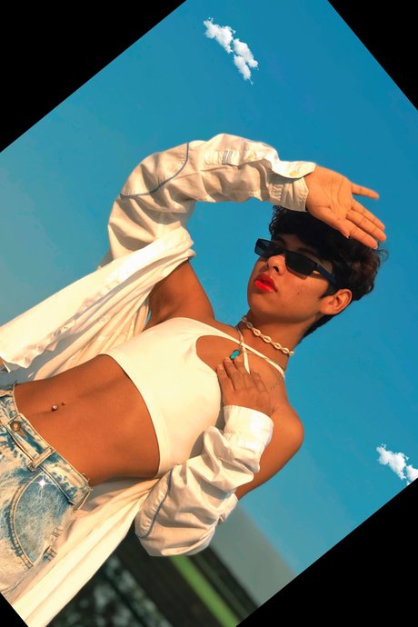 Saul De la Rosa beautiful model gallery