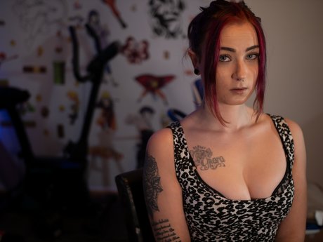 TinyRoseX NO PPV_ hot model pics