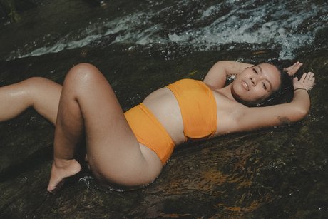 Cherry Bae xxx pornstar galleries