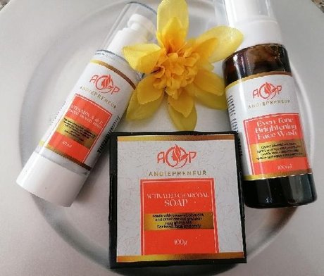 Andiepreneur Cosmetics adult model photo