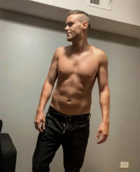 Nathan Justice model free pics