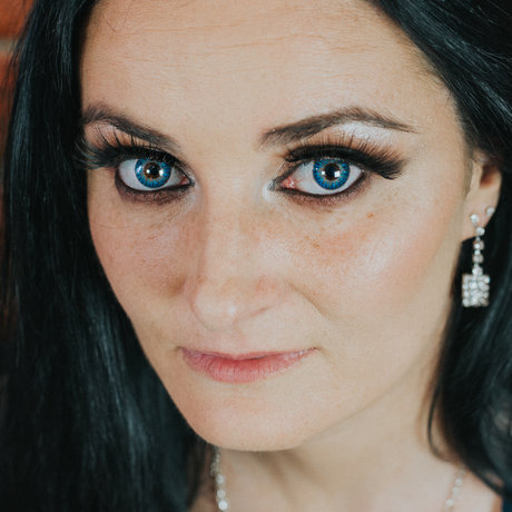 Mistress Nicolle porn model gallery