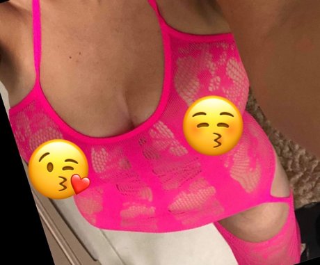 Serina perfect pornstar img