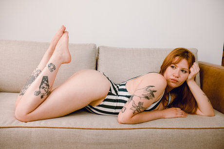 Sattine FREE pornstar erotic picture