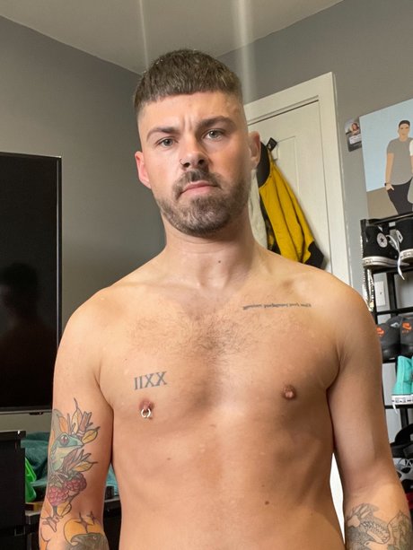 CashKingKai pornstar erotic pictures