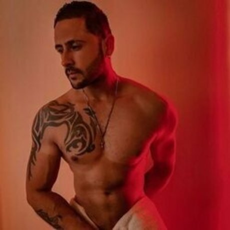 Michael Steven Torrres Sanabria model high quality image