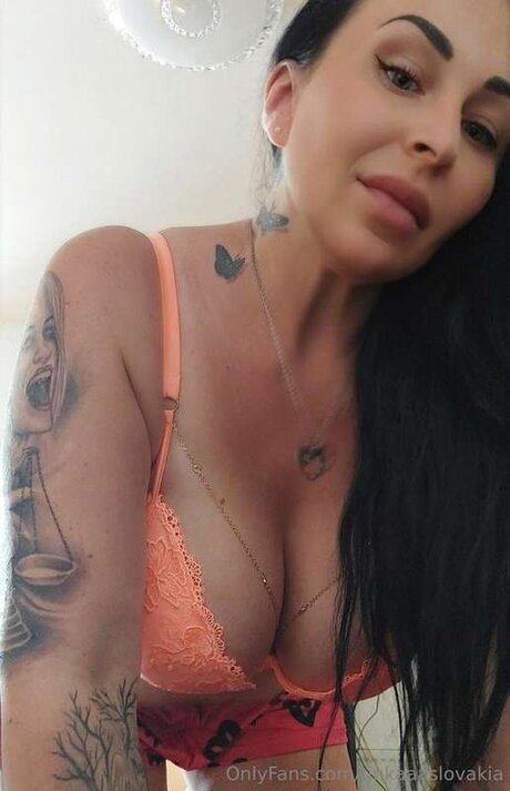 TinkaaaSlovakiaFree_ exclusive star photo