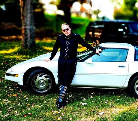 Mobat pornstar adult img