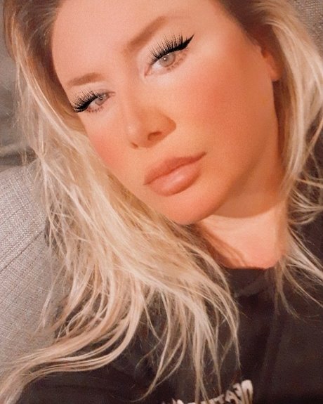 TIMEOUT TUX_ naked pornstar archive