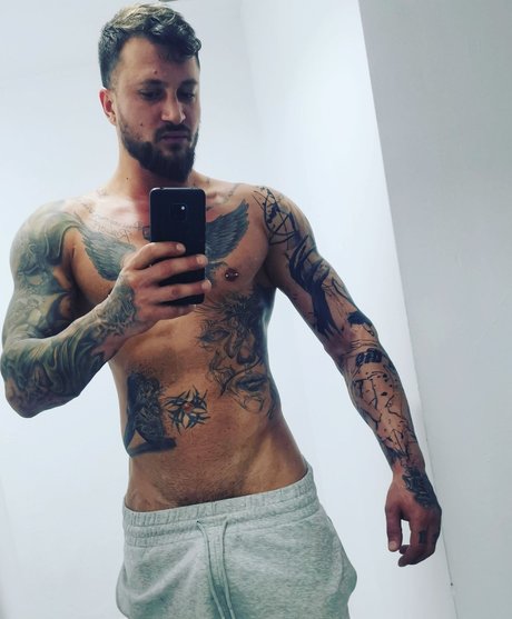 SammyCbr high quality model picture