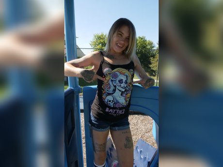 The Battiez star top photos