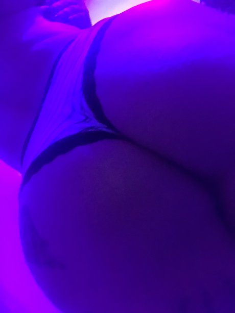 Shannon Carey porn model pics