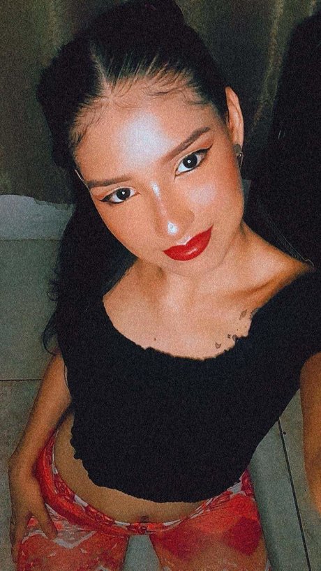 J M P V 22 model porn images