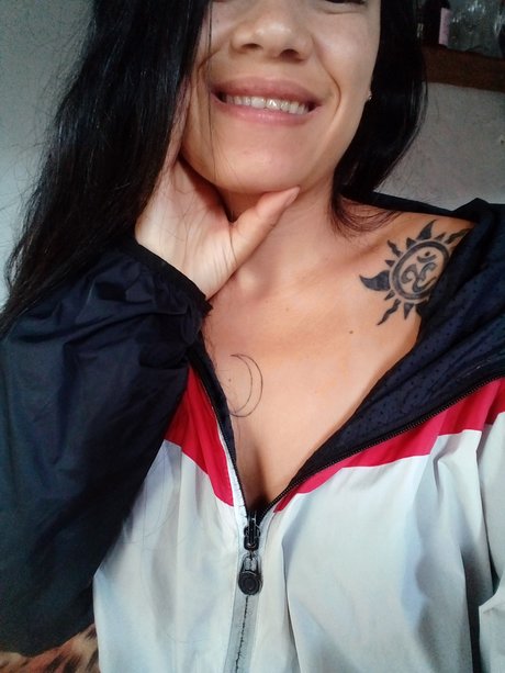 Luana Cristina model free pictures