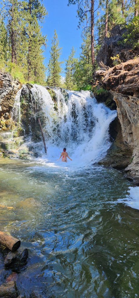 Bramble pretty model images