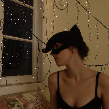 somekindofsurrealdream nudes actress image