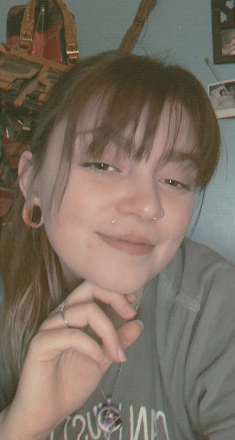 Petitefoxx xxx star galleries