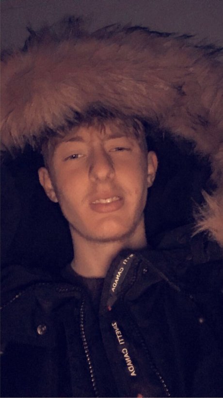 Big White pornstar pretty photos