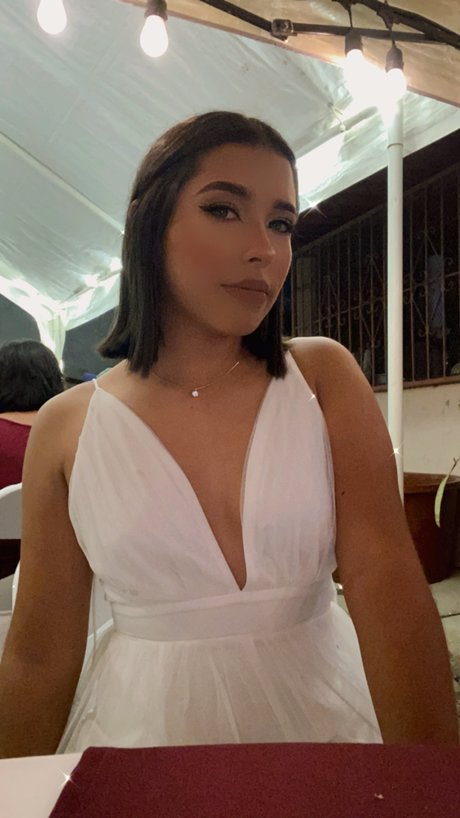 Manzana m a_ xxx actress image