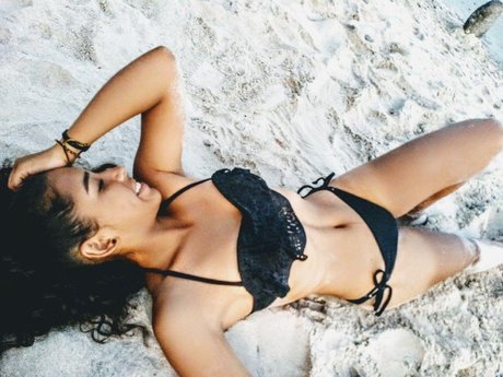 Manzana m a_ pretty actress photo