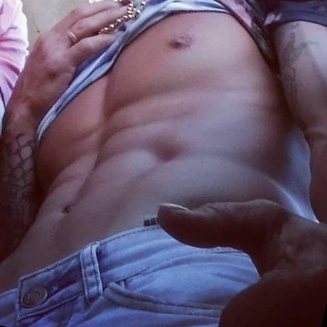 Ragnar model naked image