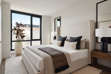 Unighteed model hot gallery