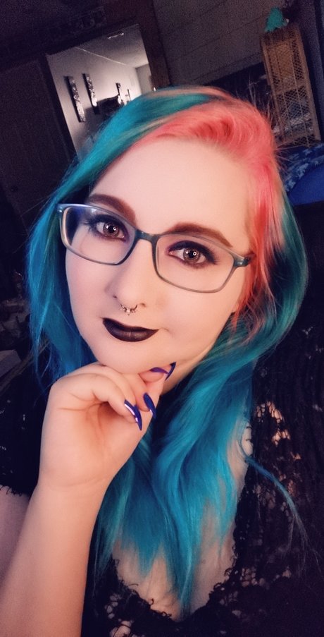 PrettyKitty actress pictures