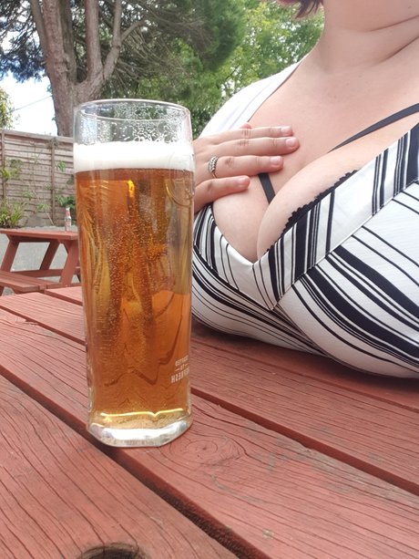 _volumptuousKim_ pornstar xxx image