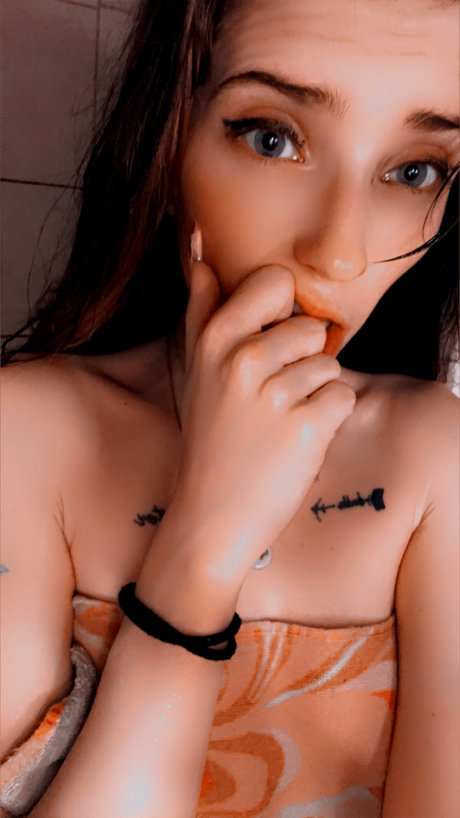 Violet Marks pornstar top photos