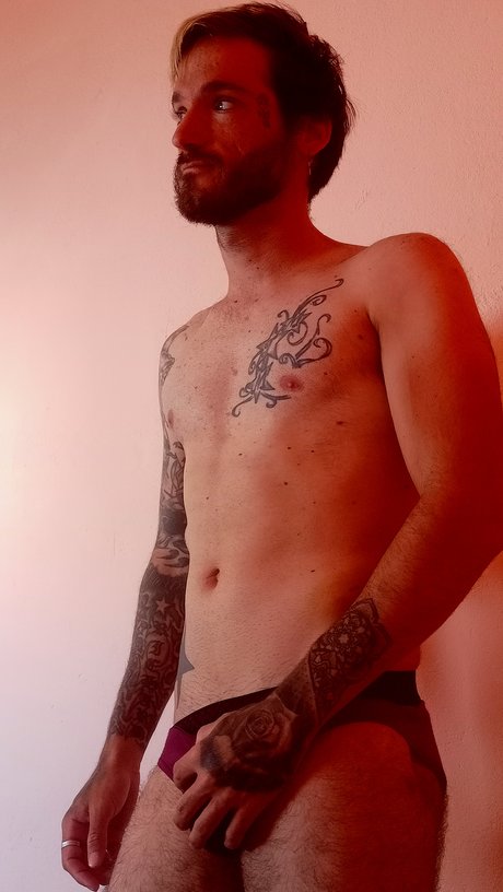 Richard Smith naked star photos