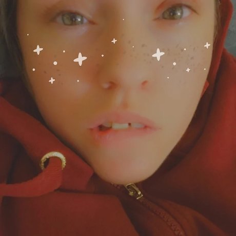 Tiffani Simon star erotic photos