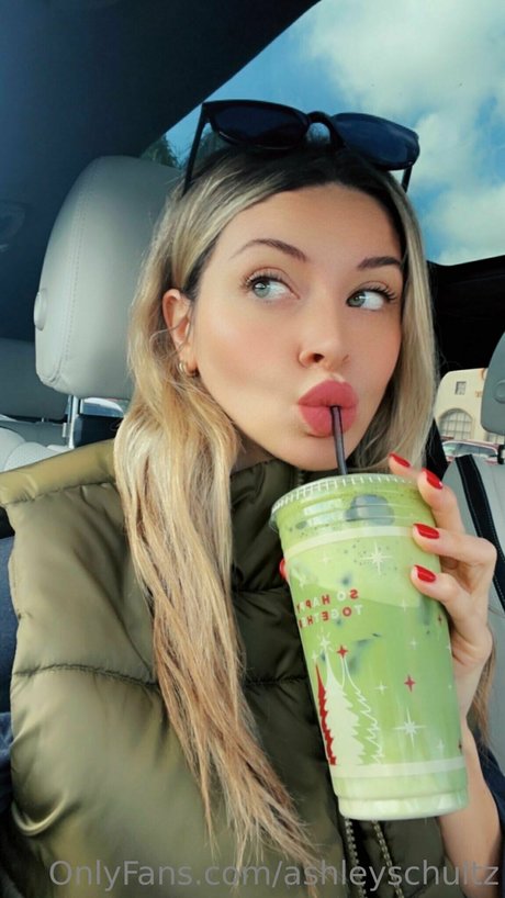 Ashley Schultz nice pornstar pictures