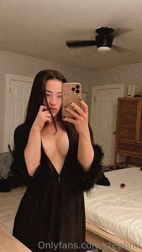 Stephmi high quality model pictures