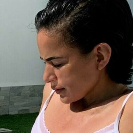 Nanda Reyes pornographic star pics