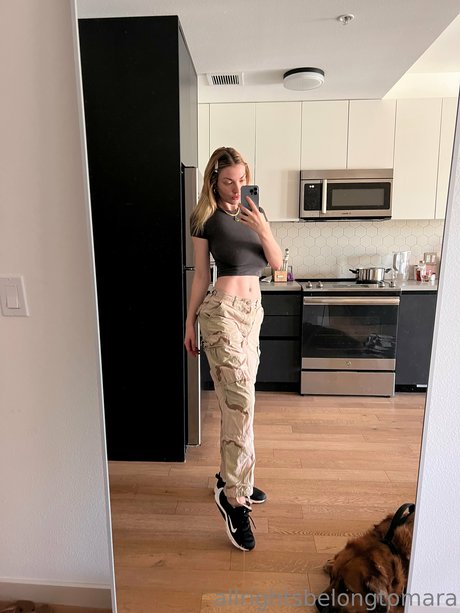 angel maralyn free star gallery