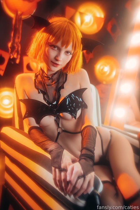 catiescos model hd photo