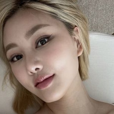 Baesylvie star nude photos