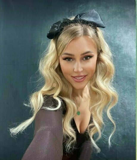 Anna sweetie_ model hd picture