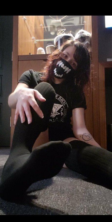 Nomnstromn model beautiful pics