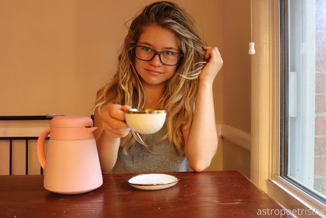 astropoetrising nude star photo